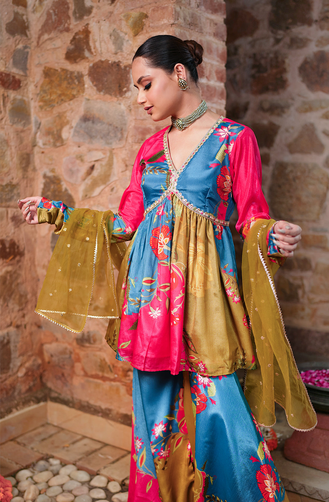 Morni Sharara Set