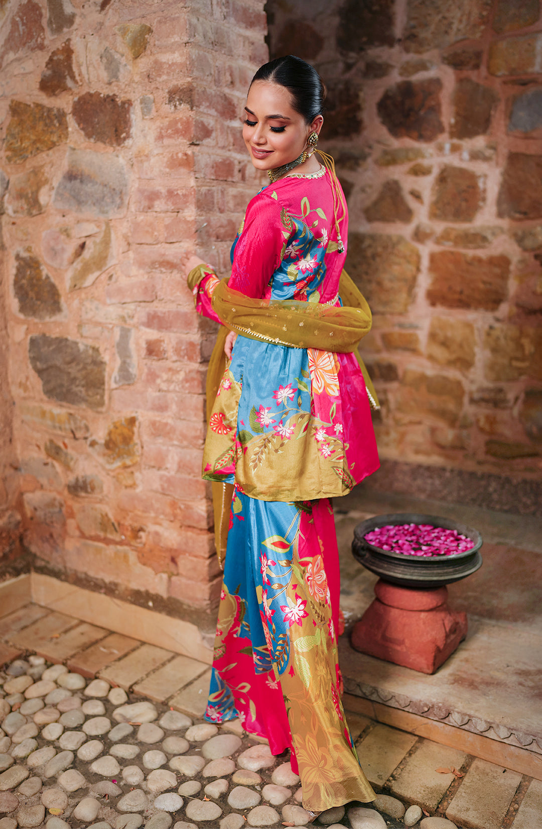 Morni Sharara Set
