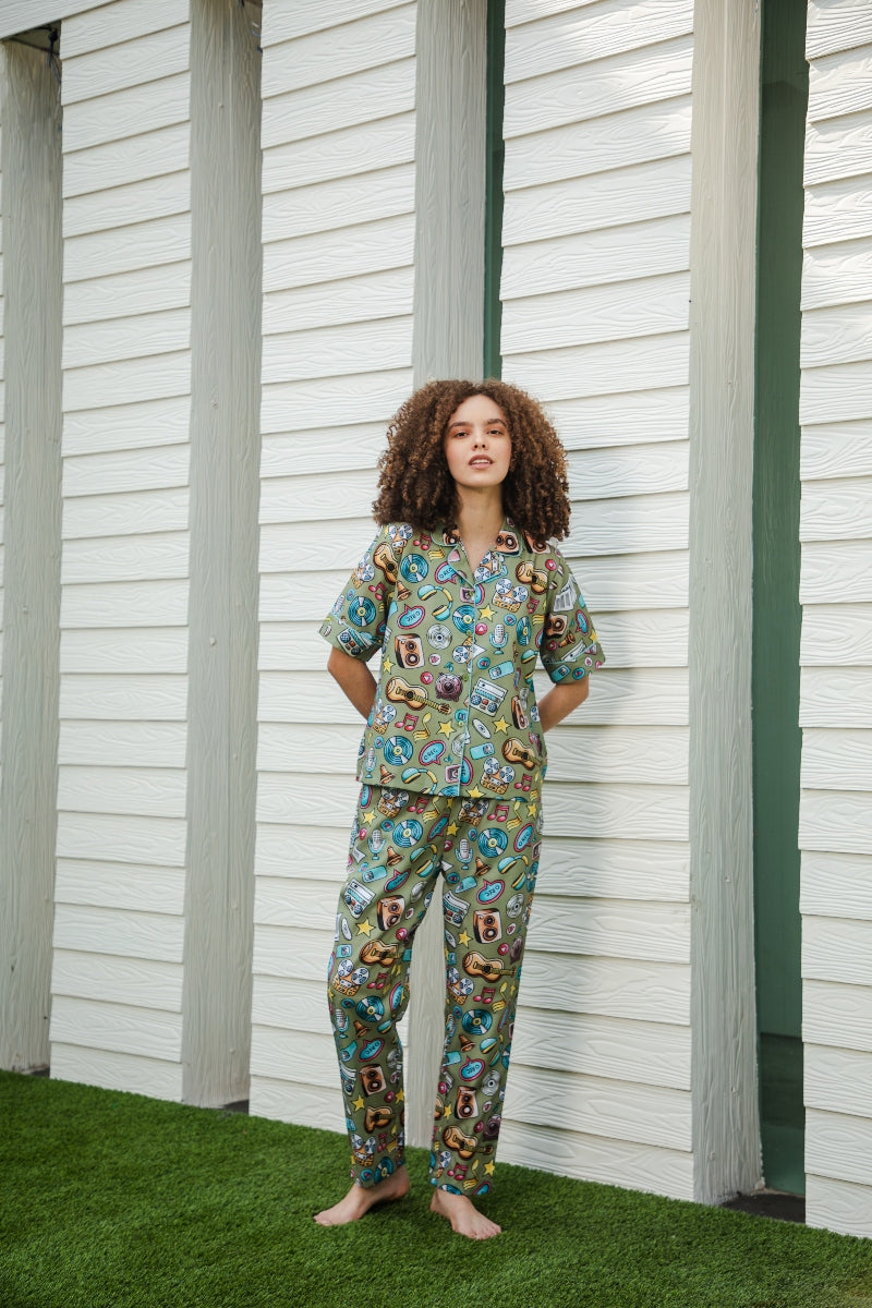 ON REPEAT PJ SET