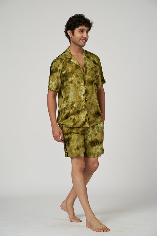 GLITCH SHORTS SET (GREEN)