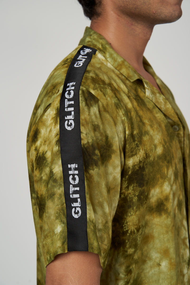 GLITCH SHORTS SET (GREEN)
